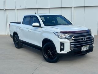 2022  SsangYong Musso Ultimate Ute (Pearl White) Used Car Thumbnail
