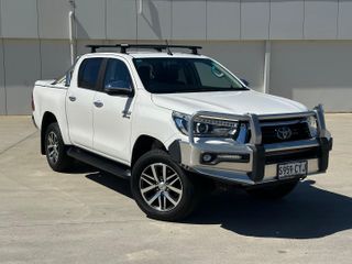 2019  Toyota Hilux SR5 Ute (Glacier White) Used Car Thumbnail