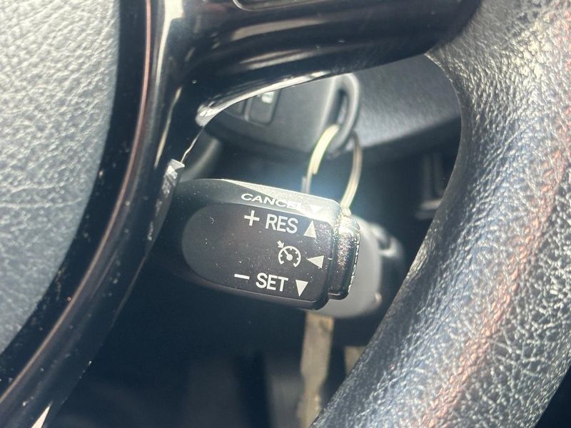 2017 Toyota Yaris Ascent Manual Photo 19