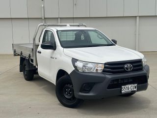 2023  Toyota Hilux Workmate Cab Chassis (Glacier White) Used Car Thumbnail