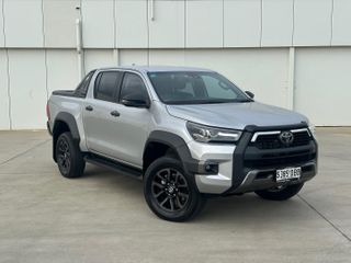 2024  Toyota Hilux Rogue 48V Ute (Stunning Silver) Used Car Thumbnail