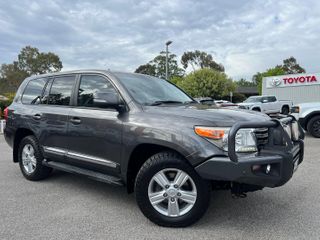 2013  Toyota Landcruiser Sahara SUV (Graphite) Used Car Thumbnail