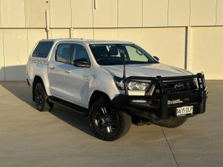 2022  Toyota Hilux SR Ute (Glacier White) Used Car Thumbnail
