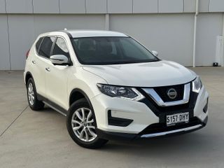 2022  Nissan X-TRAIL ST SUV (Ivory Pearl) Used Car Thumbnail