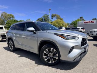 2022  Toyota Kluger GXL SUV (Silver Storm) Used Car Thumbnail