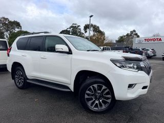 2022  Toyota Landcruiser Prado VX SUV (Glacier White) Used Car Thumbnail