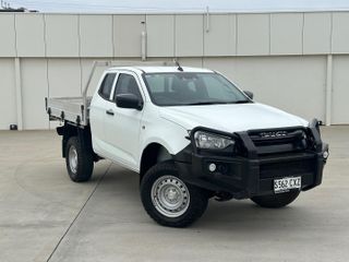 2023  Isuzu D-MAX SX Cab Chassis (Mineral White) Used Car Thumbnail